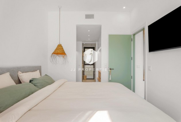 Obra nueva - Chalet -
Dolores - Sector 3