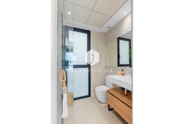 Obra nueva - Chalet -
Dolores - Sector 3