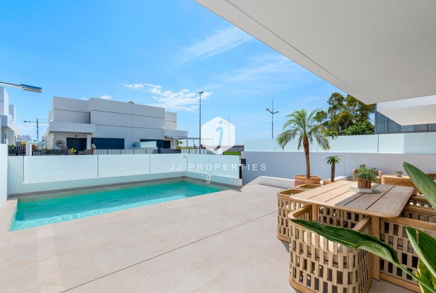 Obra nueva - Chalet -
Dolores - Sector 3