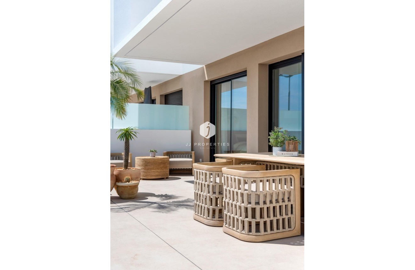 Obra nueva - Chalet -
Dolores - Sector 3