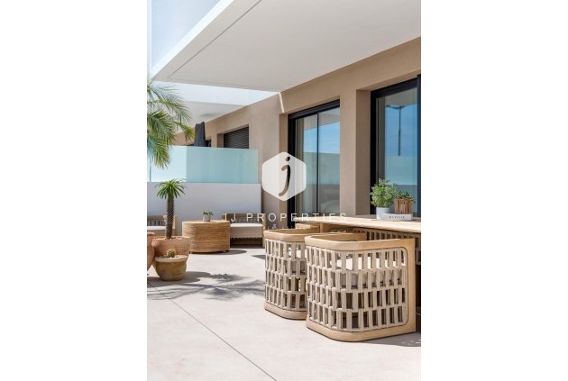 Obra nueva - Chalet -
Dolores - Sector 3