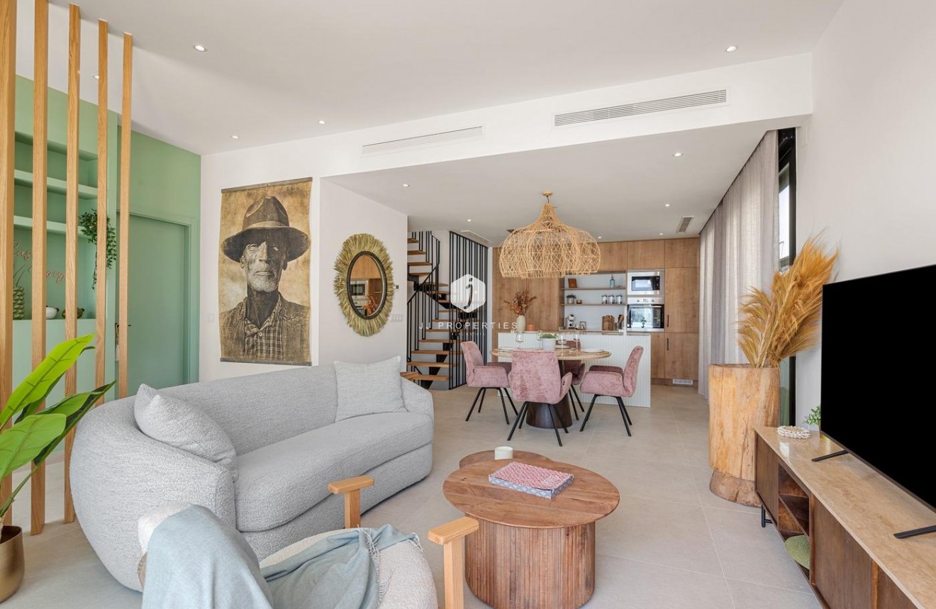 Obra nueva - Chalet -
Dolores - Sector 3