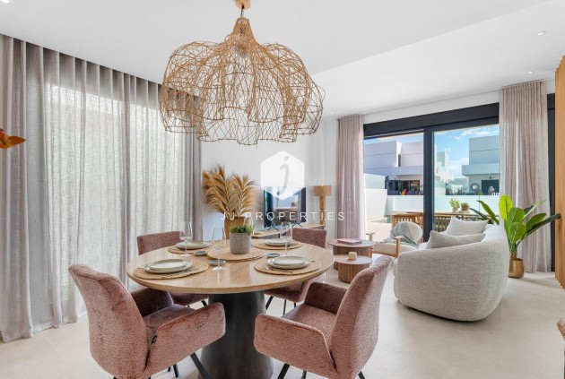 Obra nueva - Chalet -
Dolores - Sector 3