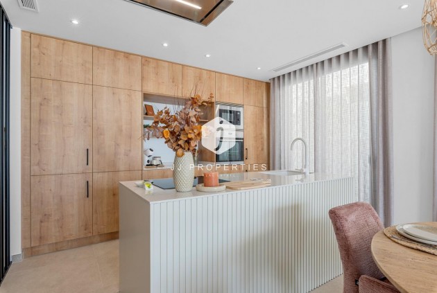 Obra nueva - Chalet -
Dolores - Sector 3