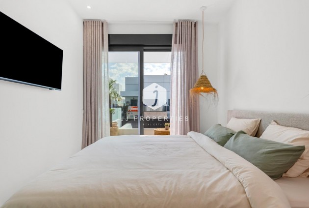 Obra nueva - Chalet -
Dolores - Sector 3