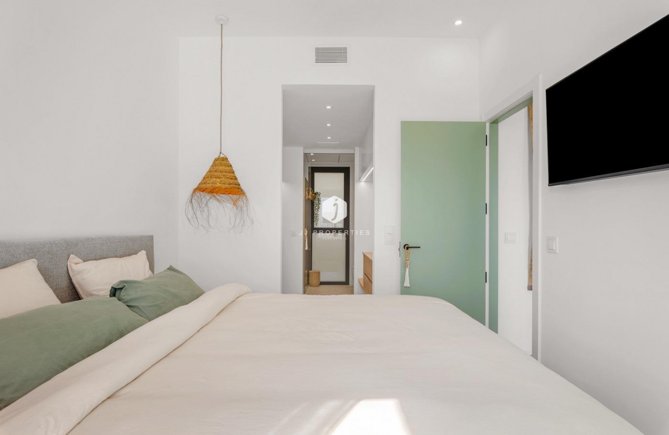 Obra nueva - Chalet -
Dolores - Sector 3