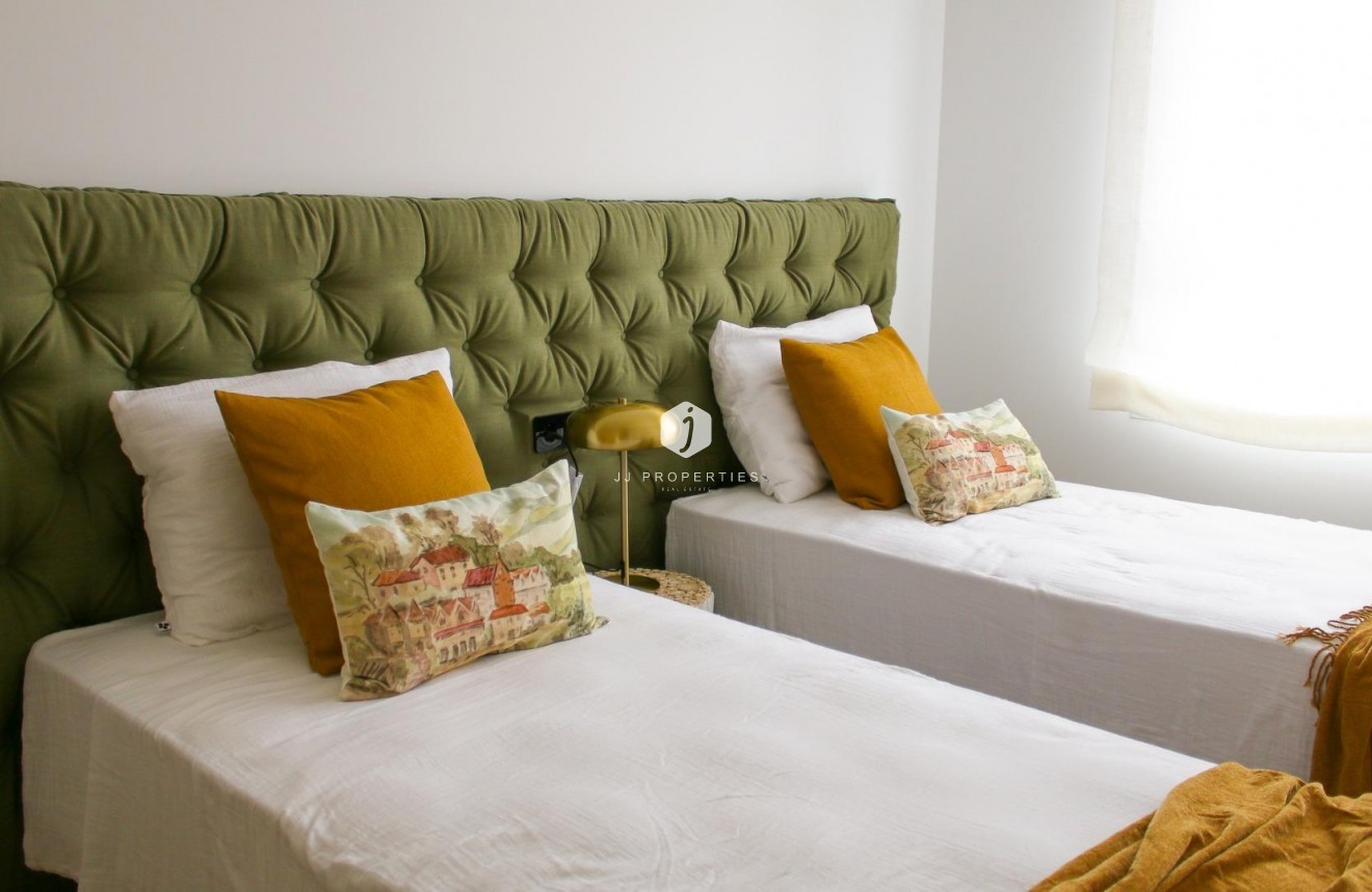 Obra nueva - Bungalow -
Algorfa - La finca golf