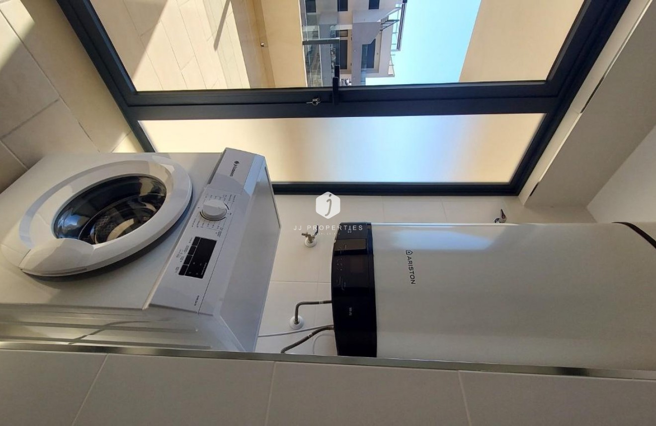 Obra nueva - Apartamento / piso -
San Miguel de Salinas - Pueblo