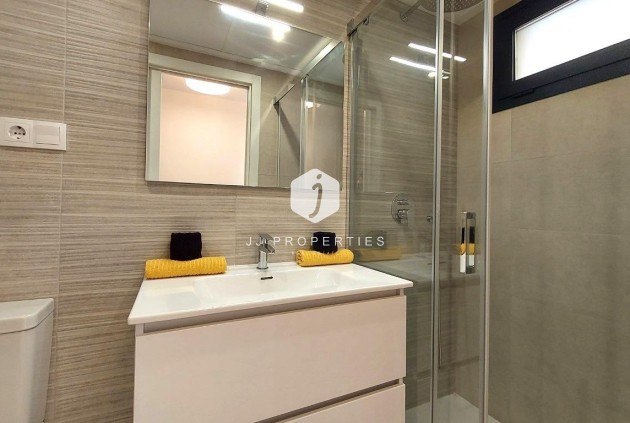 Obra nueva - Apartamento / piso -
San Miguel de Salinas - Pueblo