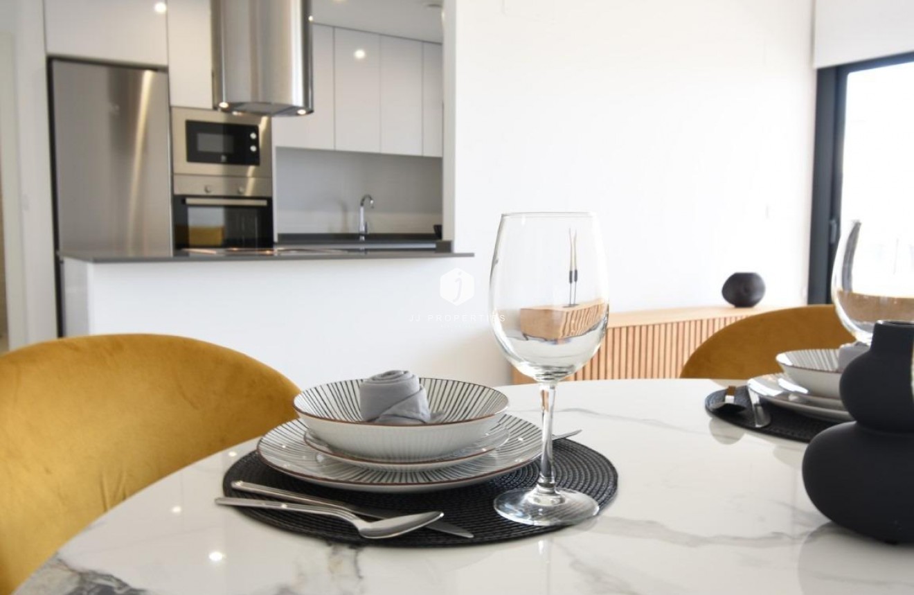 Obra nueva - Ático -
San Miguel de Salinas - Pueblo