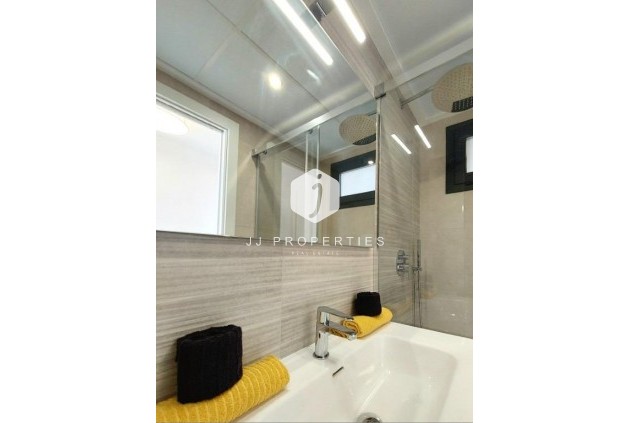 Obra nueva - Ático -
San Miguel de Salinas - Pueblo