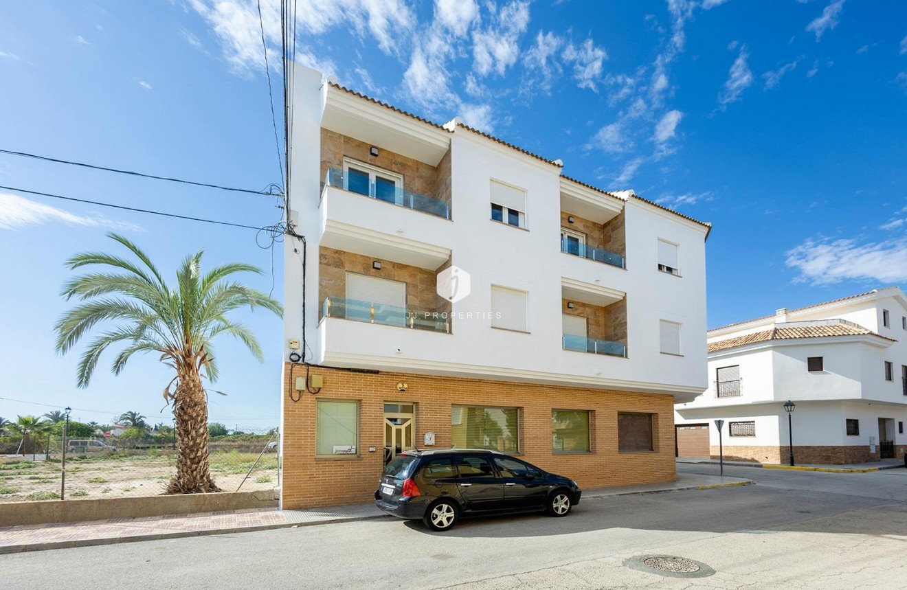 Obra nueva - Apartamento / piso -
Jacarilla - pueblo