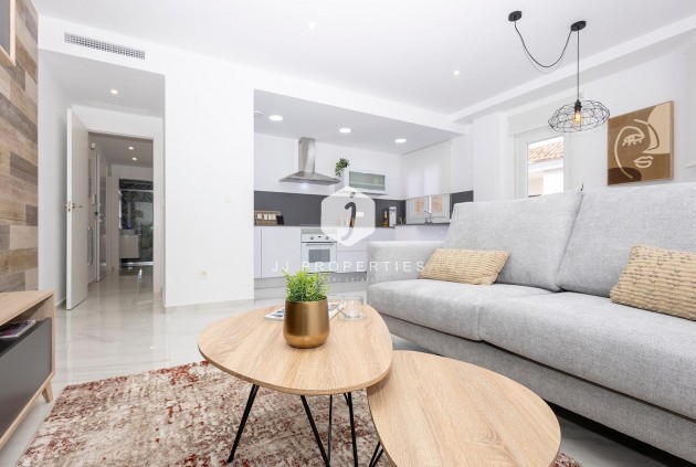 Obra nueva - Apartamento / piso -
Jacarilla - pueblo