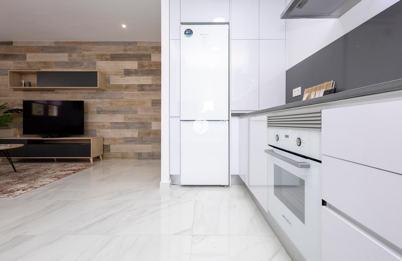 Obra nueva - Apartamento / piso -
Jacarilla - pueblo