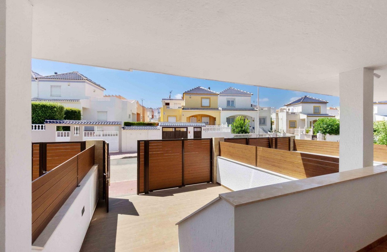 Nieuwbouw Woningen - Herenhuis -
Torrevieja - Los altos