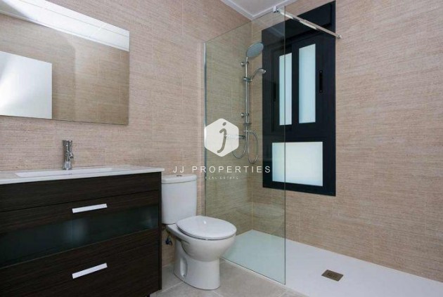 Obra nueva - Chalet -
Daya Nueva - Centro