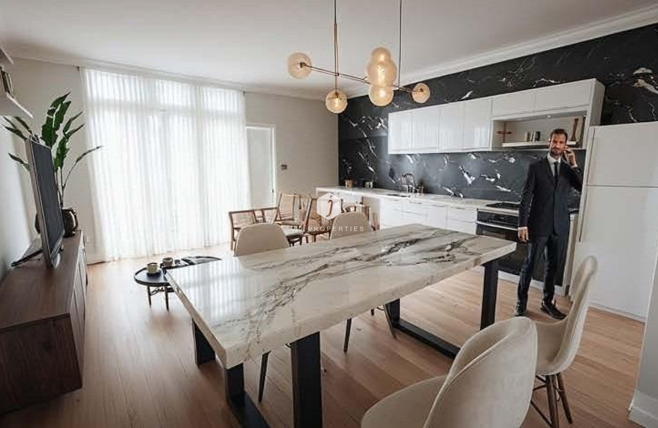 Obra nueva - Apartamento / piso -
Torrevieja - Centro