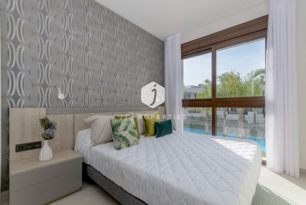 Obra nueva - Bungalow -
Torrevieja - Los Balcones