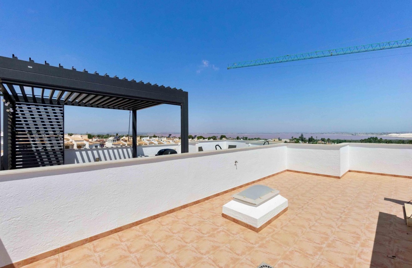 Nouvelle construction - Maison de ville -
Torrevieja - Los altos