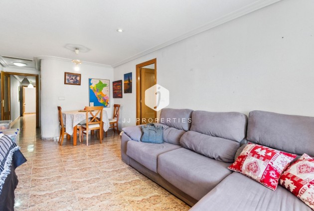 Segunda mano - Apartamento / piso -
Torrevieja - Torrevieja Centro