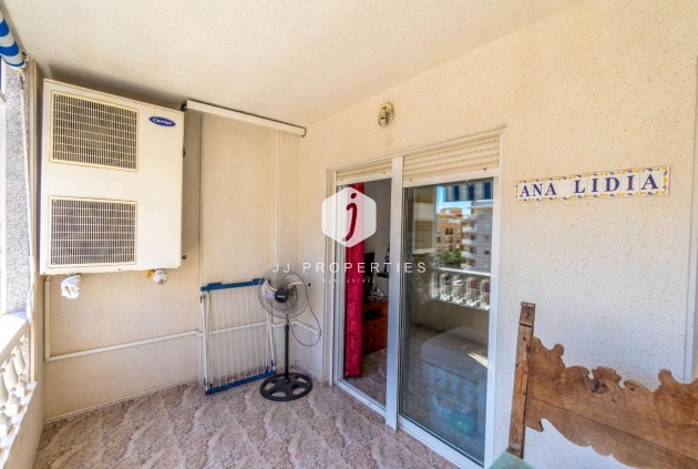 Segunda mano - Apartamento / piso -
Torrevieja - Torrevieja Centro