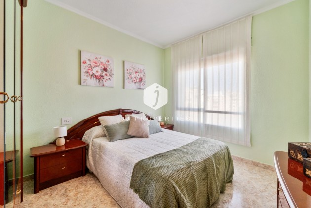 Segunda mano - Apartamento / piso -
Torrevieja - Torrevieja Centro