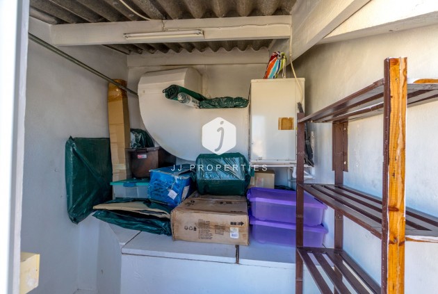 Segunda mano - Apartamento / piso -
Torrevieja - Torrevieja Centro