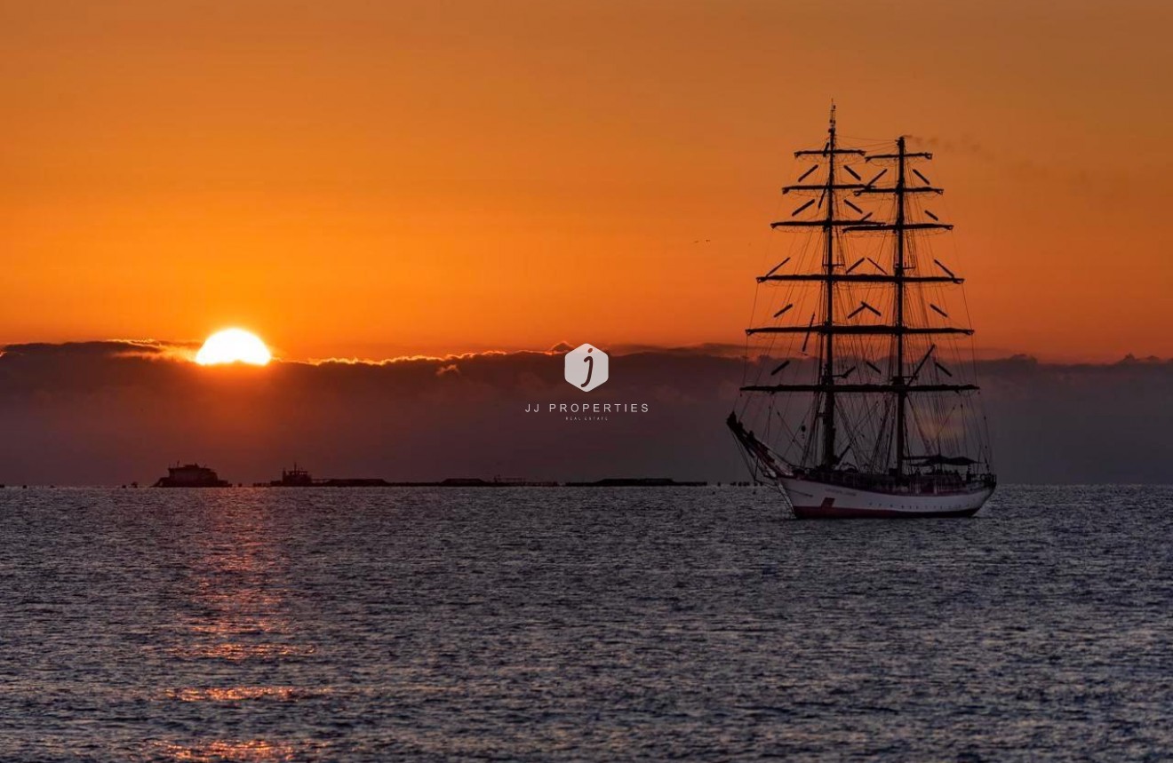 Obra nueva - Apartamento / piso -
Villajoyosa - Cala de Finestrat