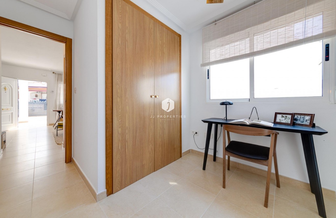 Obra nueva - Chalet -
San Fulgencio - El Oasis