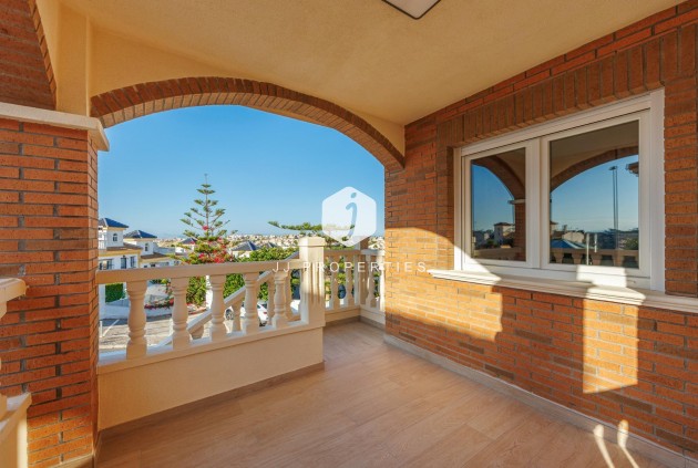 Obra nueva - Villa -
Rojales - Ciudad Quesada