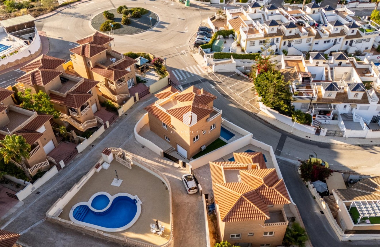 Obra nueva - Villa -
Rojales - Ciudad Quesada