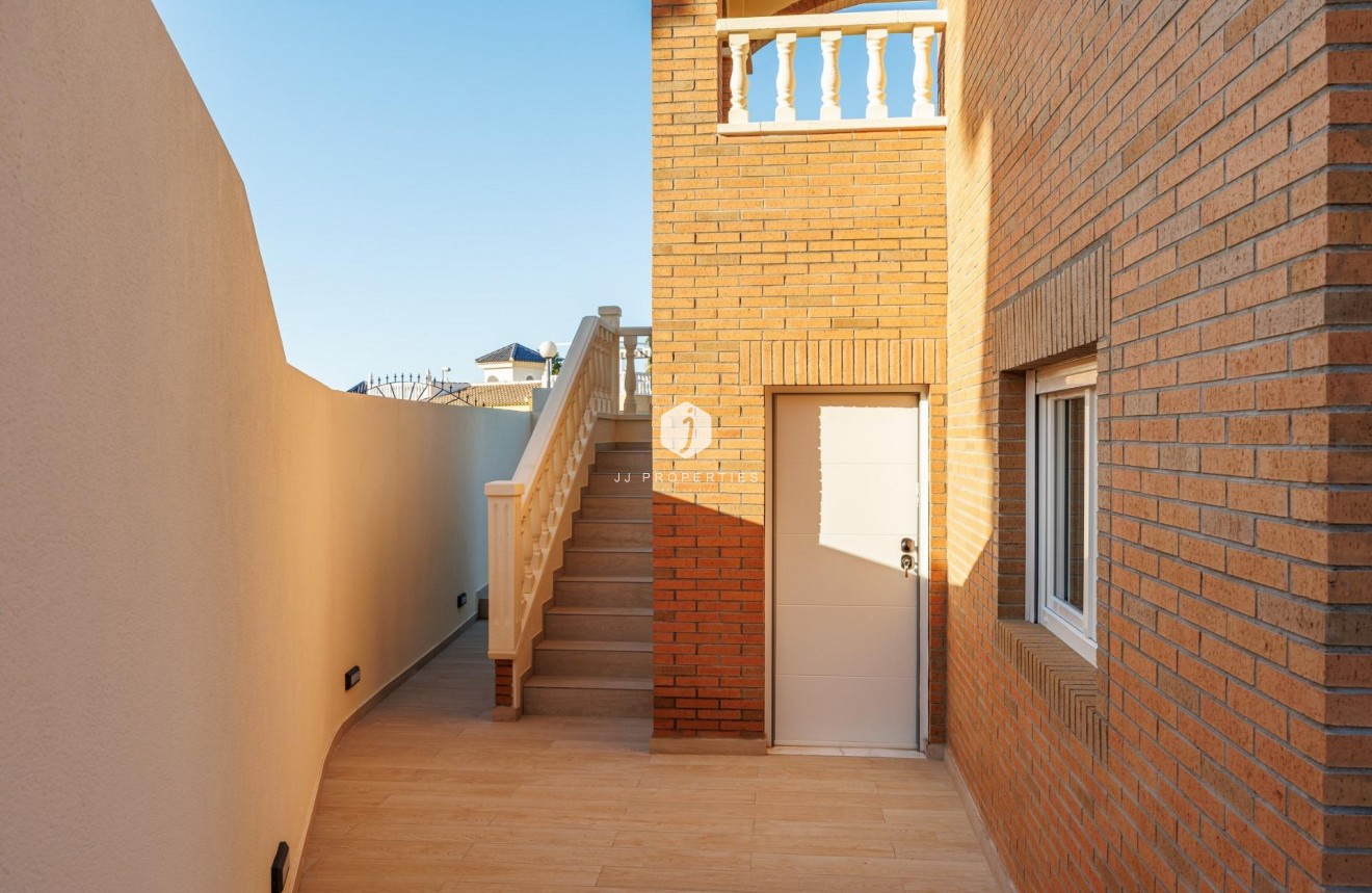 Obra nueva - Villa -
Rojales - Ciudad Quesada