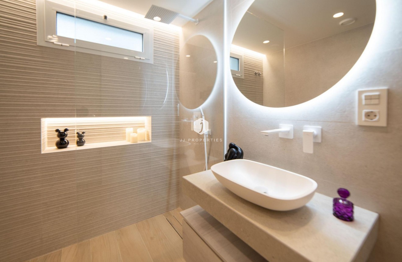 Nouvelle construction - Attique -
Guardamar del Segura - El Raso