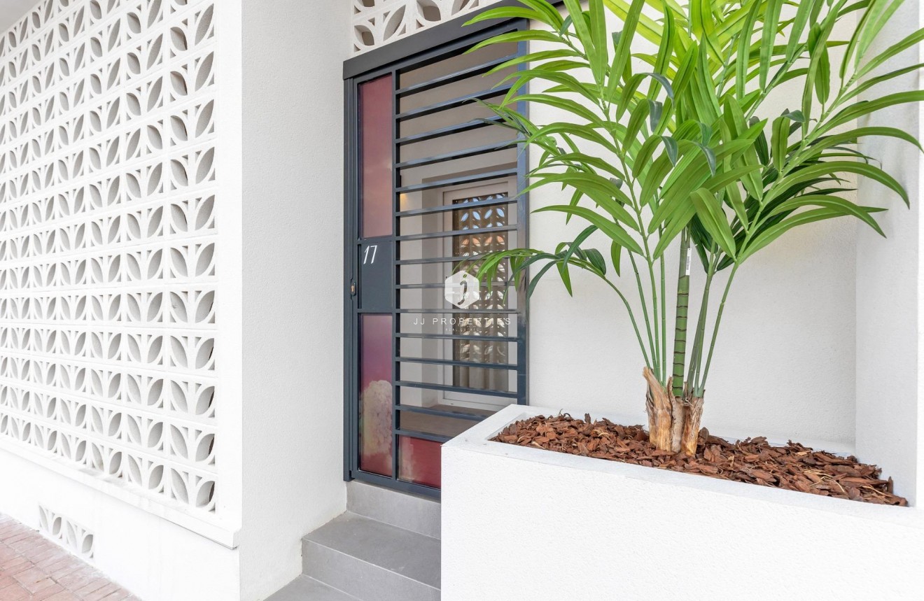 Obra nueva - Apartamento / piso -
Torrevieja - Playa Los Naufragos