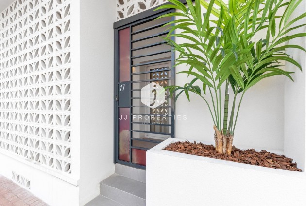 Obra nueva - Apartamento / piso -
Torrevieja - Playa Los Naufragos