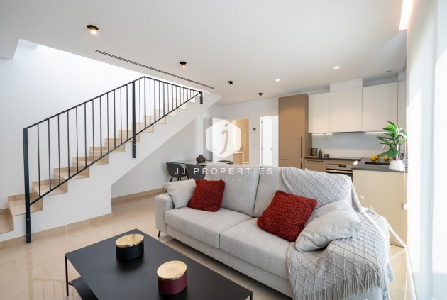 Obra nueva - Chalet -
La Marina - El Pinet