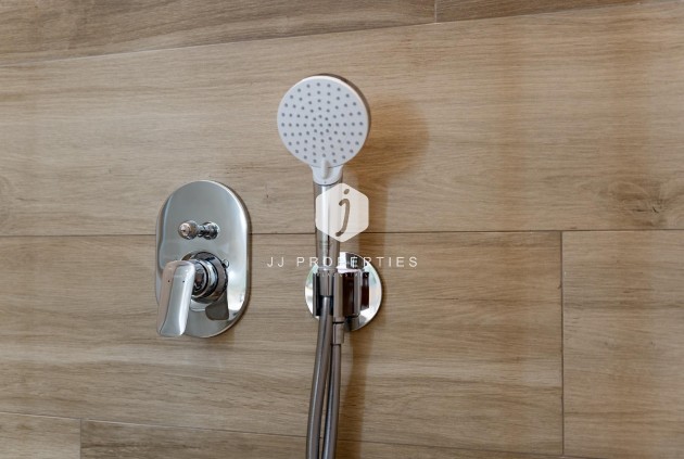 Obra nueva - Chalet -
La Marina - El Pinet