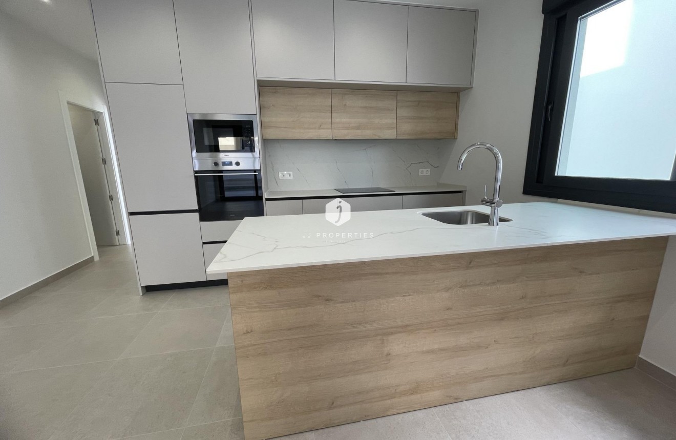 Obra nueva - Villa -
Almoradí - Heredades