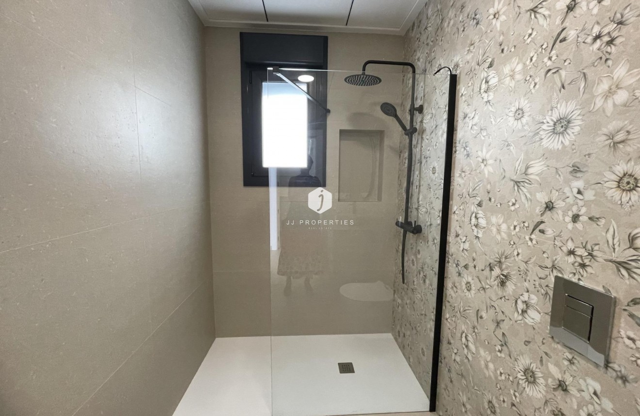 Obra nueva - Villa -
Almoradí - Heredades