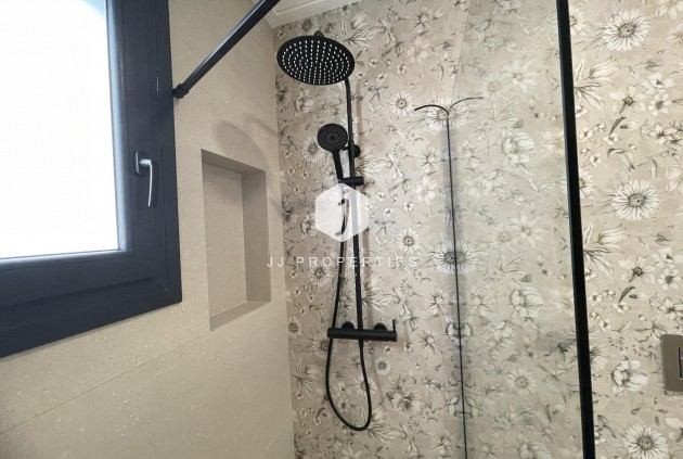 Obra nueva - Villa -
Almoradí - Heredades