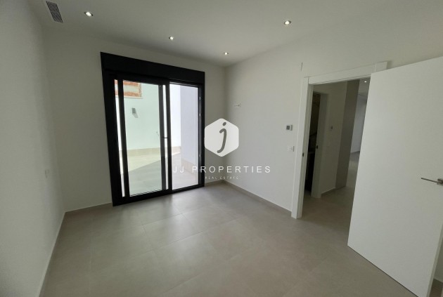 Obra nueva - Villa -
Almoradí - Heredades