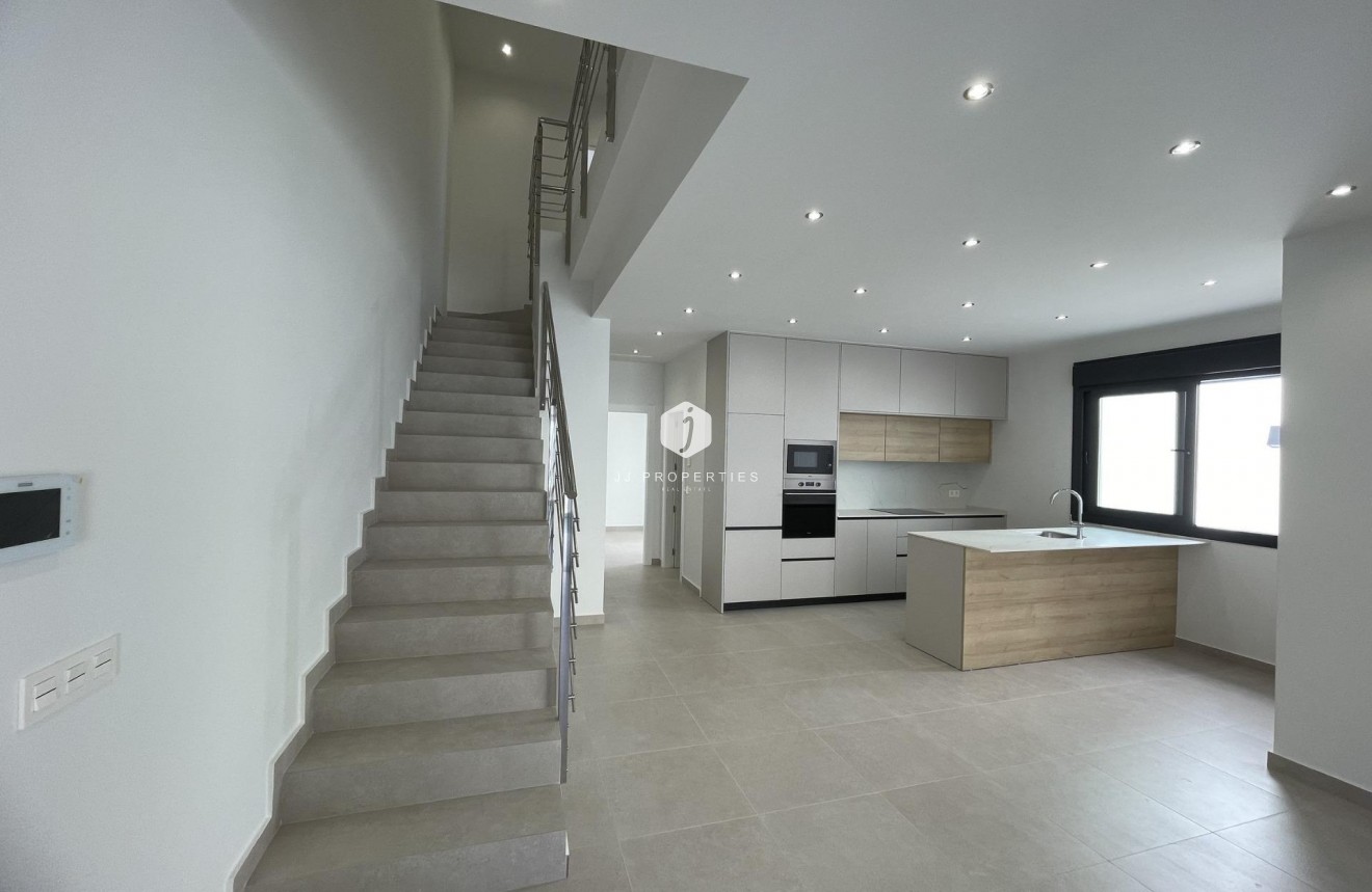 Obra nueva - Villa -
Almoradí - Heredades