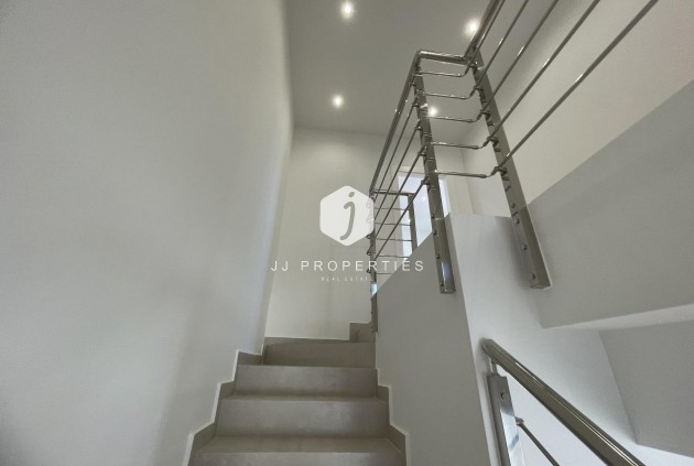 Obra nueva - Villa -
Almoradí - Heredades