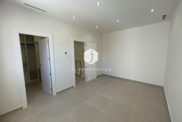 Obra nueva - Villa -
Almoradí - Heredades