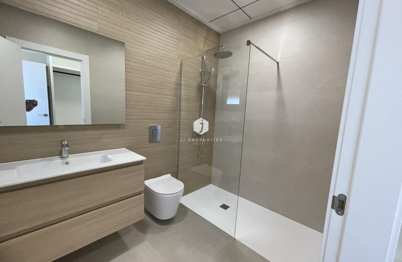 Obra nueva - Villa -
Almoradí - Heredades