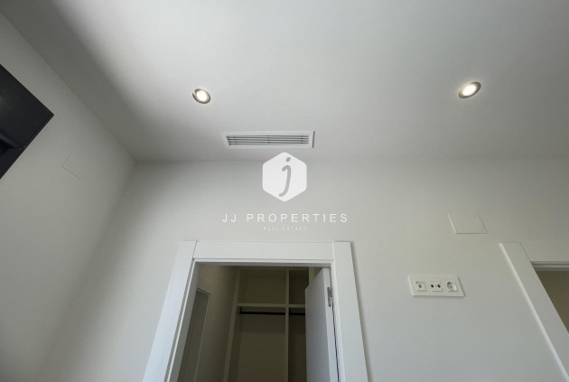 Obra nueva - Villa -
Almoradí - Heredades