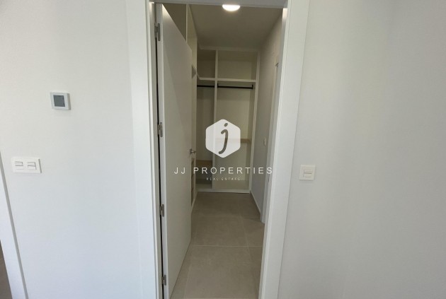 Obra nueva - Villa -
Almoradí - Heredades