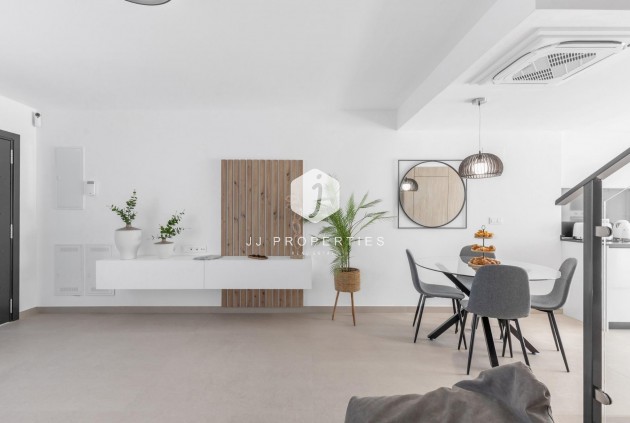 Obra nueva - Chalet -
Rafal - pueblo