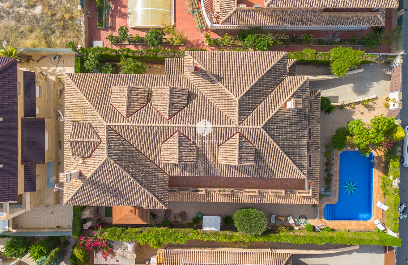 Segunda mano - Villa -
Torrevieja - Costa Blanca