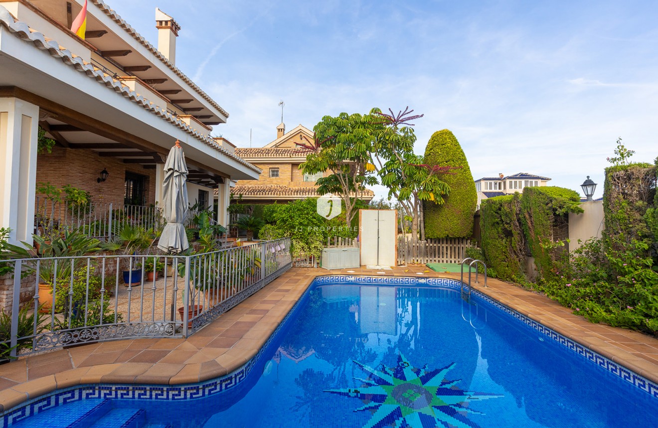 Segunda mano - Villa -
Torrevieja - Costa Blanca